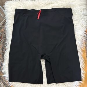 SPANX SHAPEWEAR INVISIBLE SHAPING SIZE 2X
